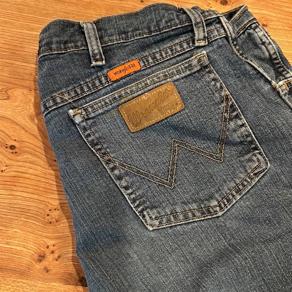 Wrangler Men’s FR Advanced Comfort Ref Fit Jeans size 38 x 36 - Picture 2 of 7